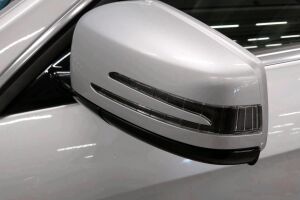Mercedes-Benz E esikatselu 34