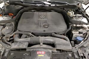 Mercedes-Benz E esikatselu 35