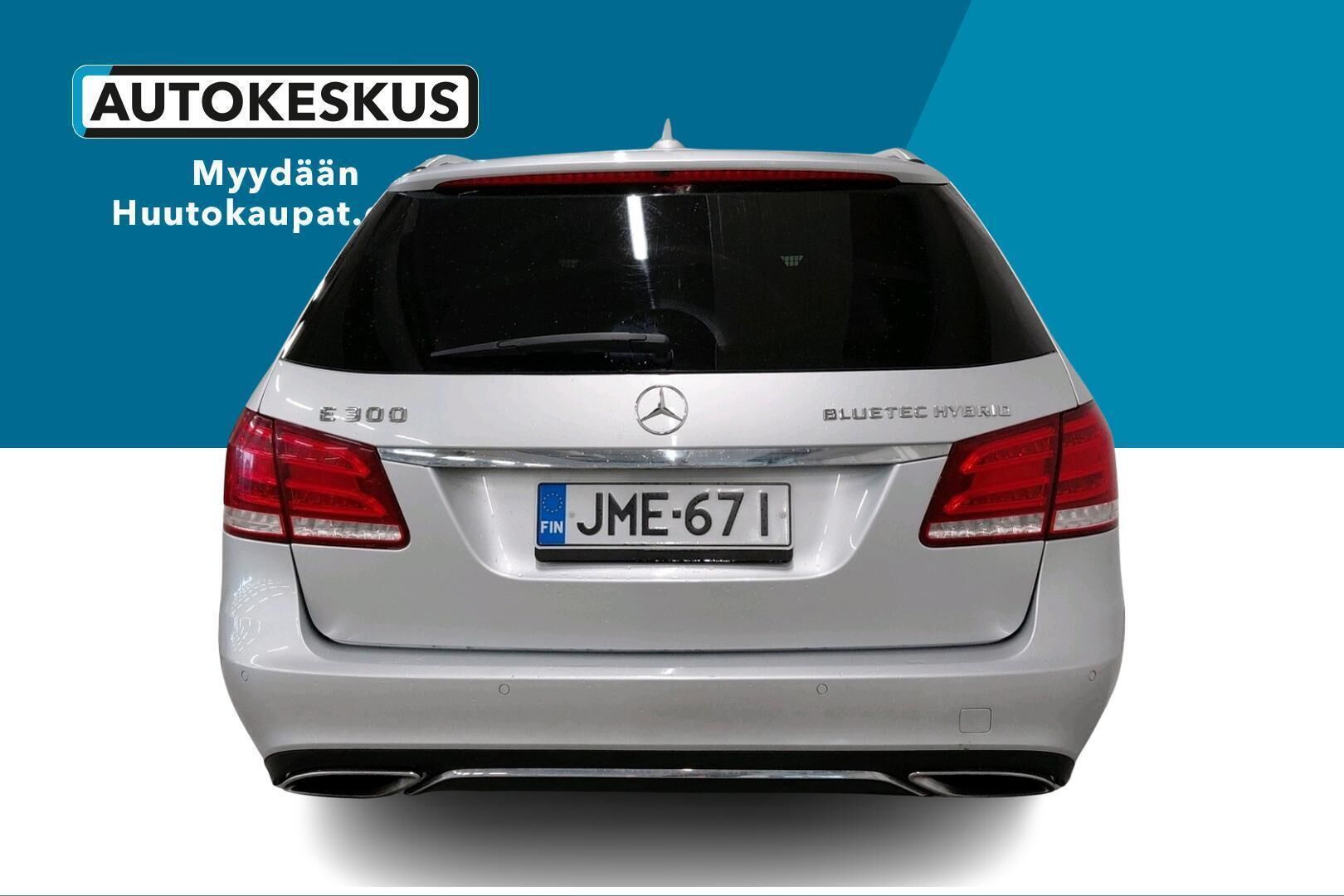 Mercedes-Benz E iso kuva 5