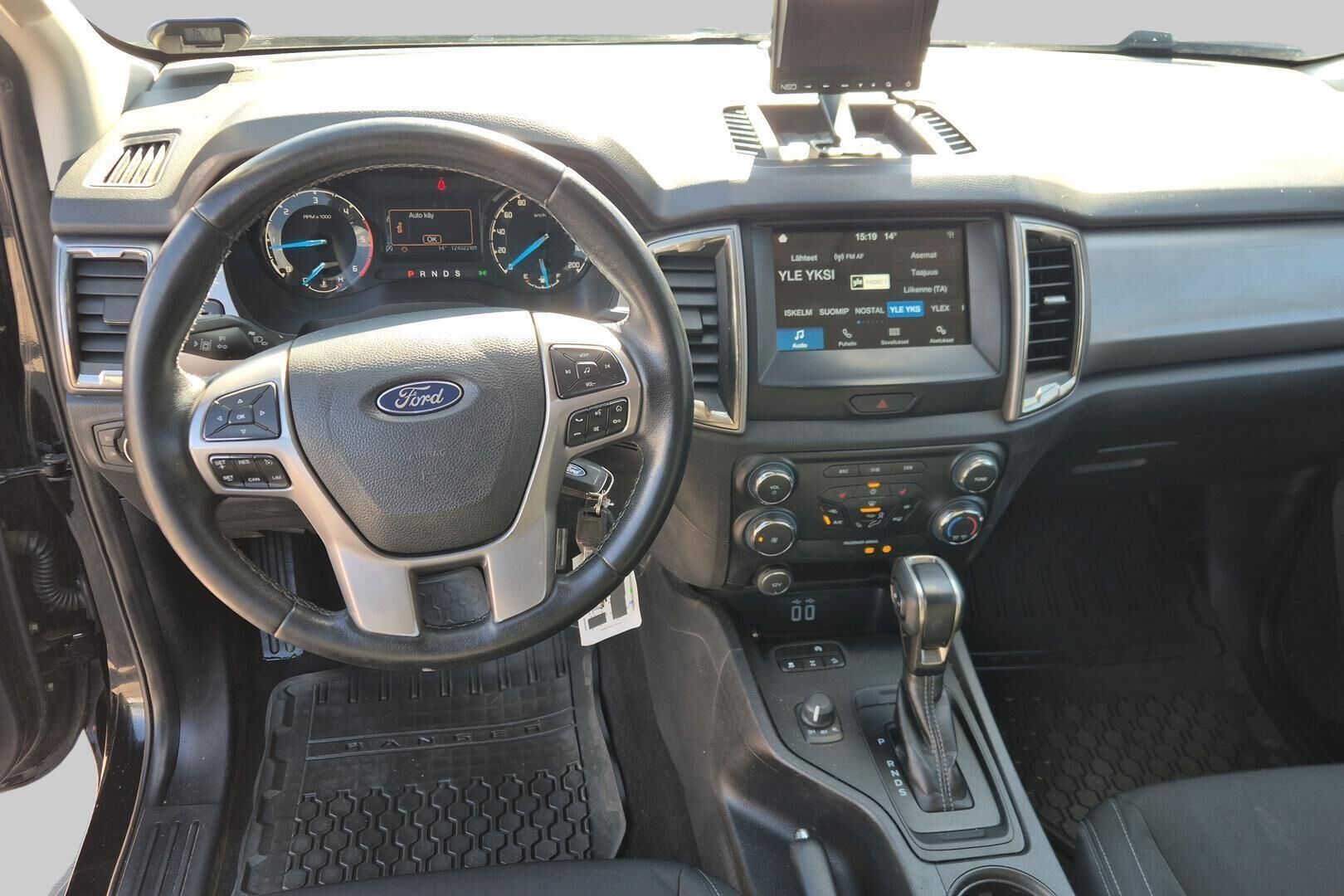 Ford Ranger iso kuva 10