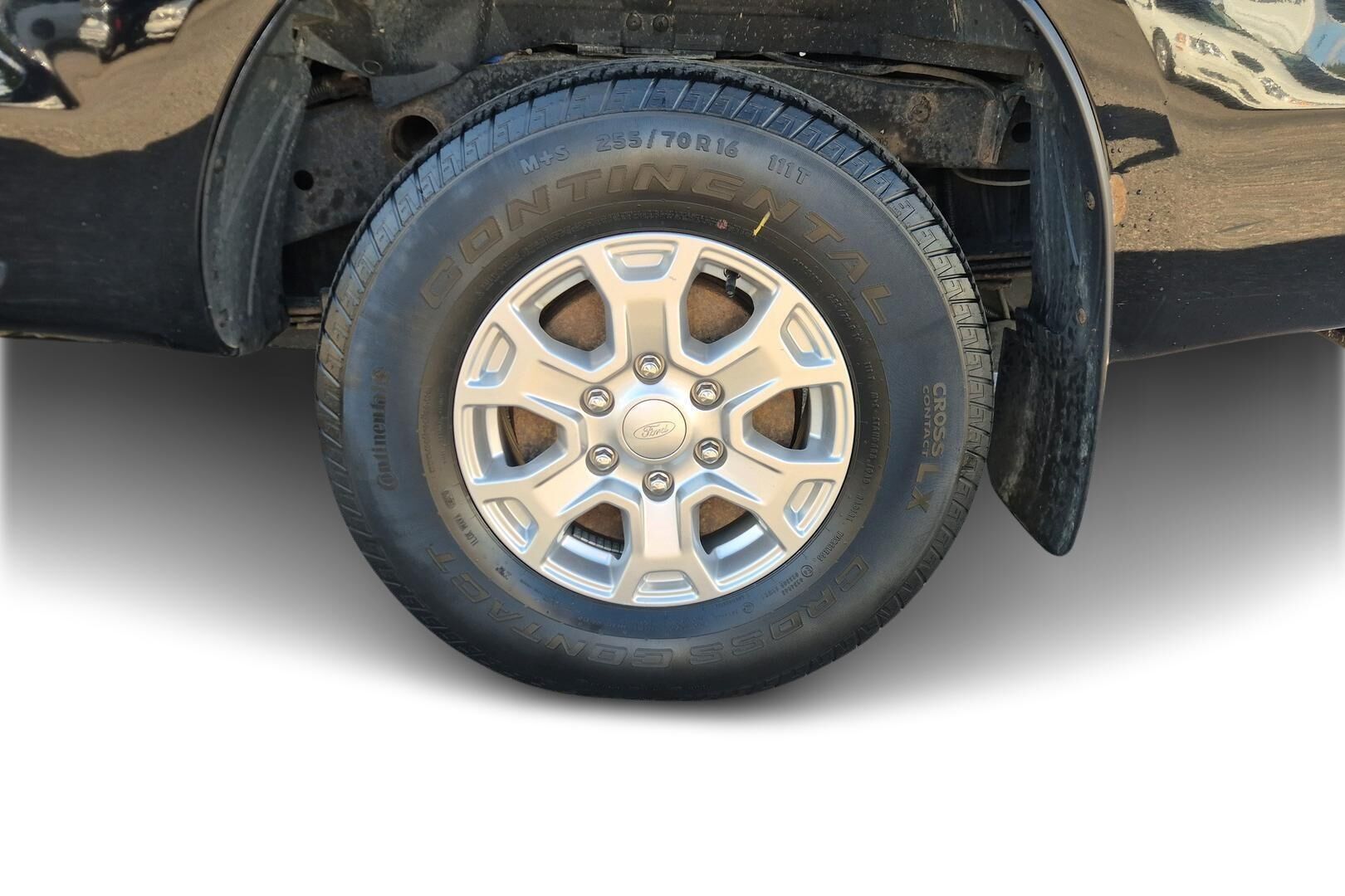 Ford Ranger iso kuva 12