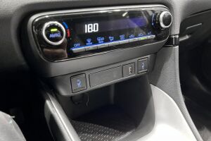 Toyota Yaris esikatselu 18