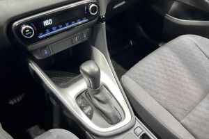 Toyota Yaris esikatselu 19