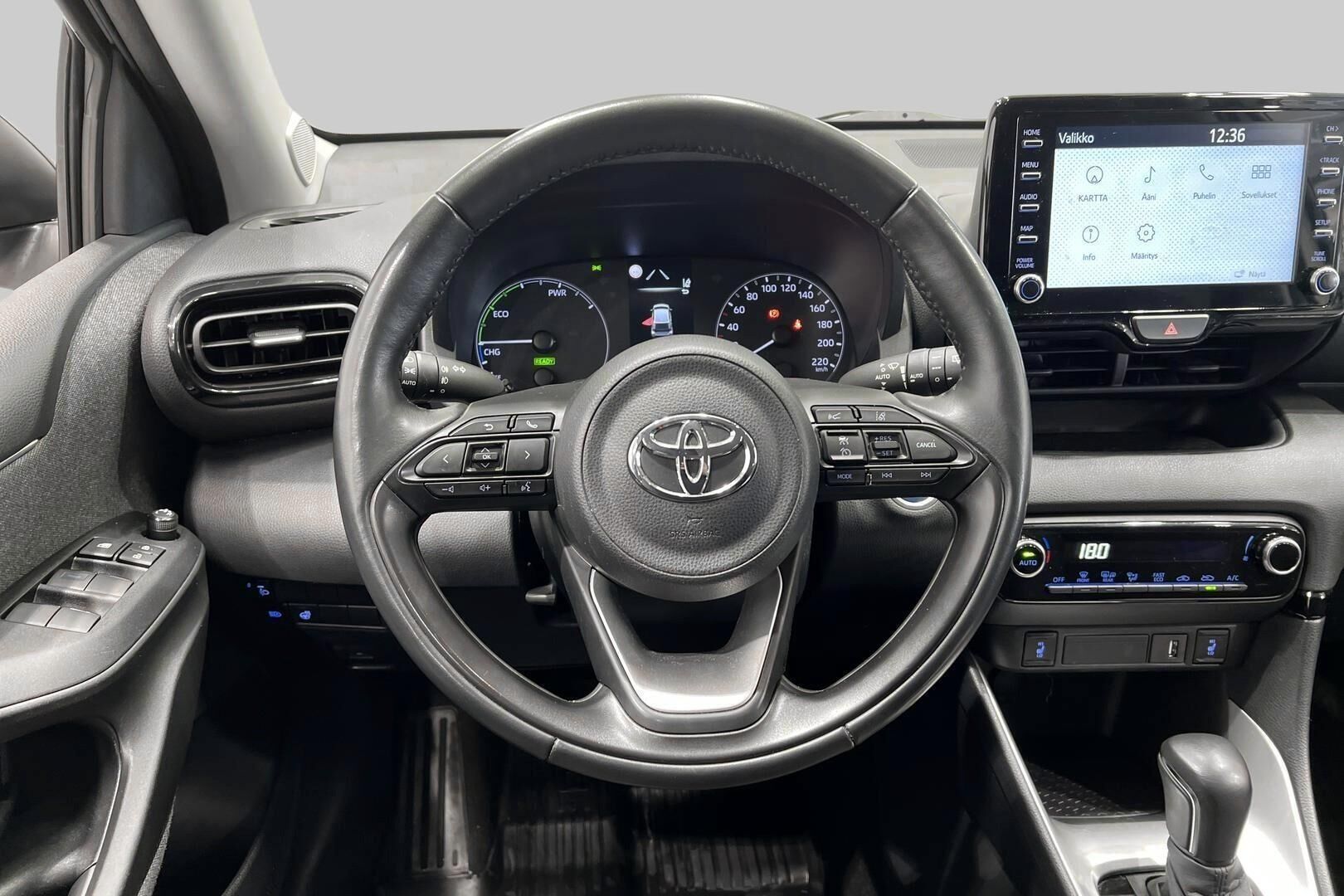 Toyota Yaris iso kuva 26