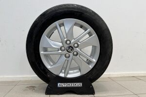 Toyota Yaris esikatselu 27