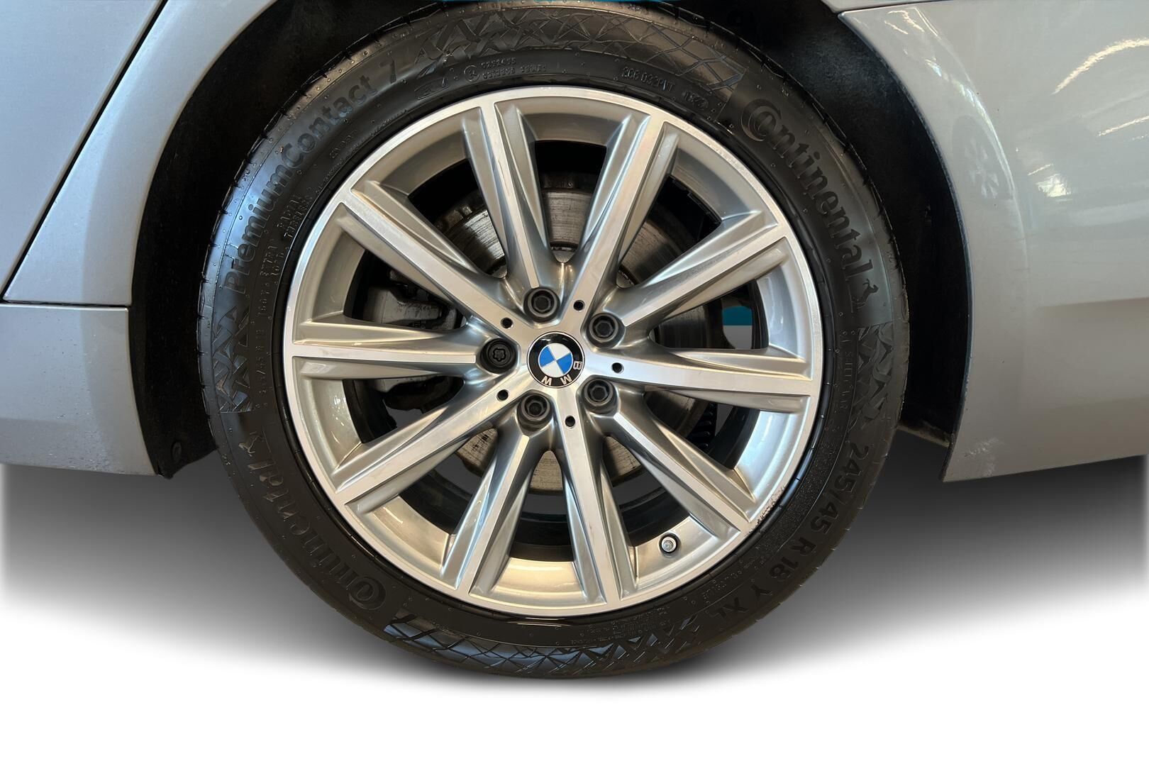BMW 5-sarja iso kuva 13