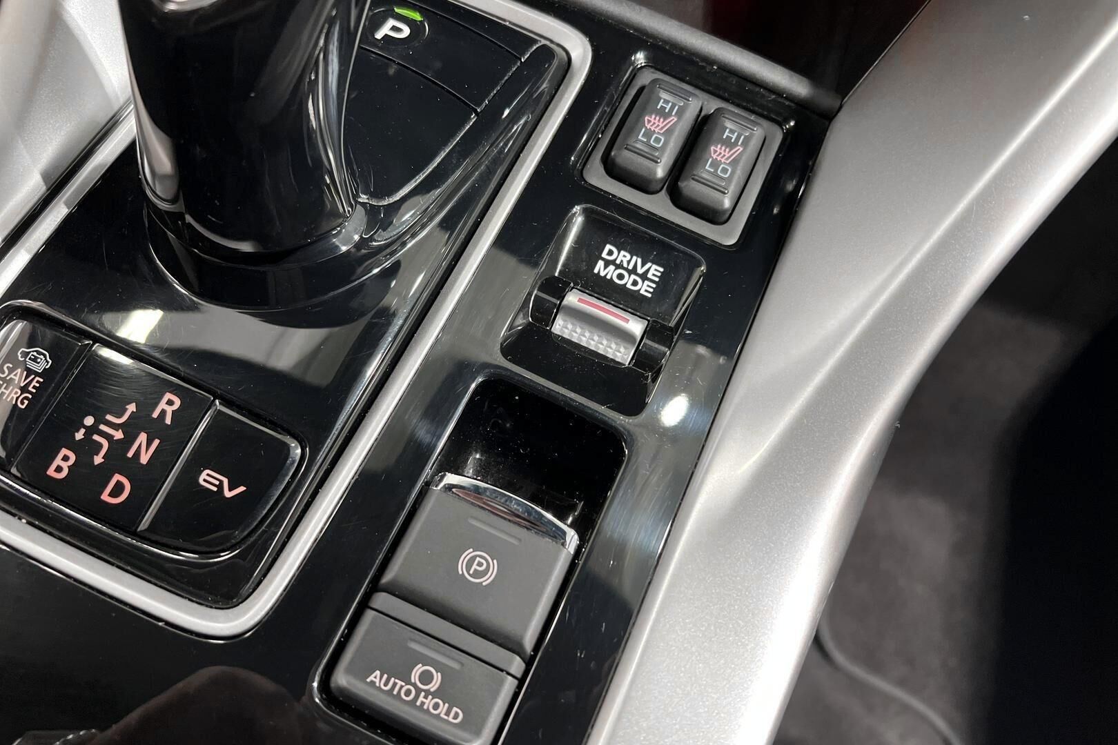 Mitsubishi Eclipse Cross iso kuva 16