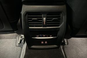 BMW 3-sarja esikatselu 22
