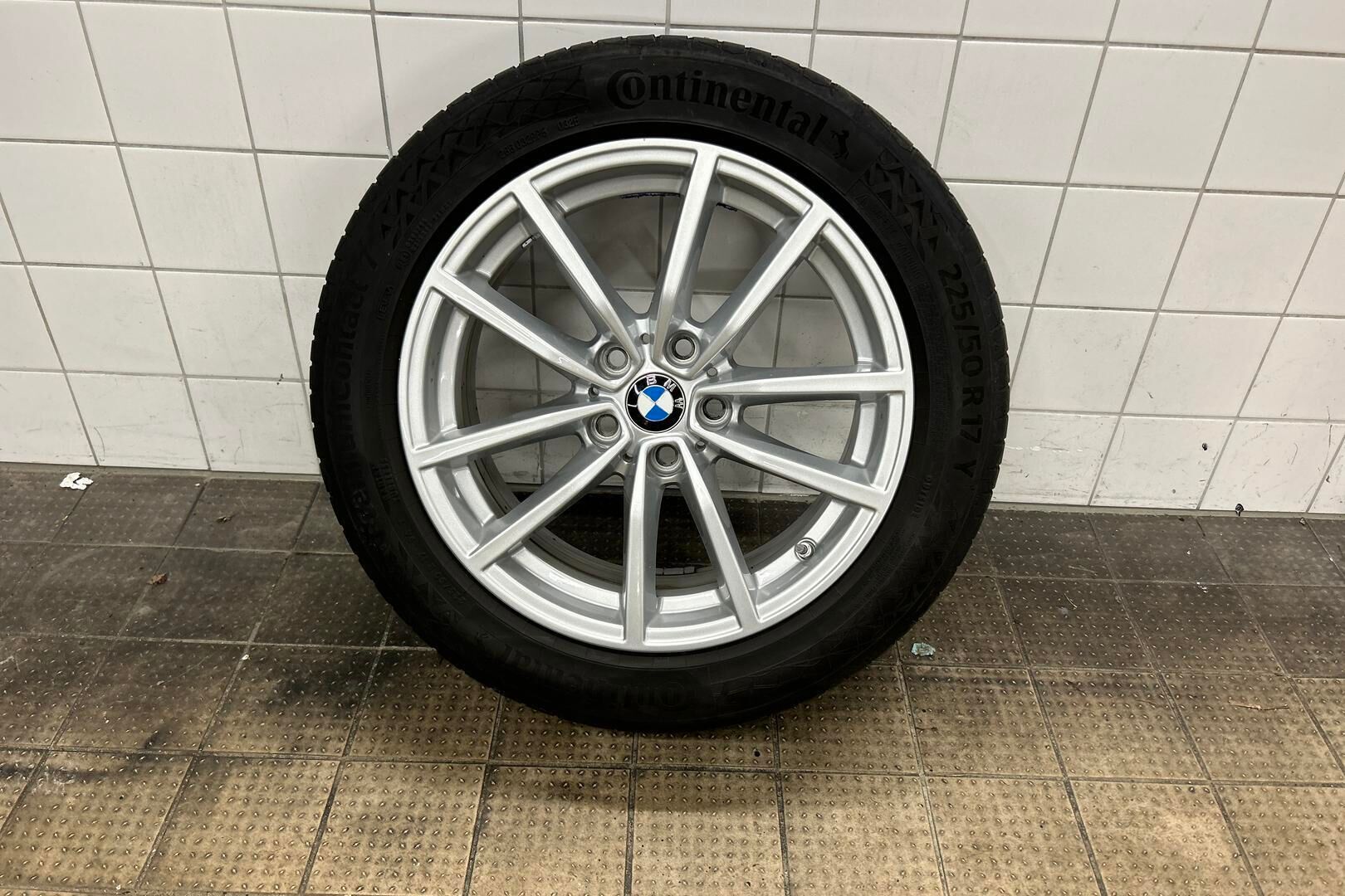 BMW 3-sarja iso kuva 27