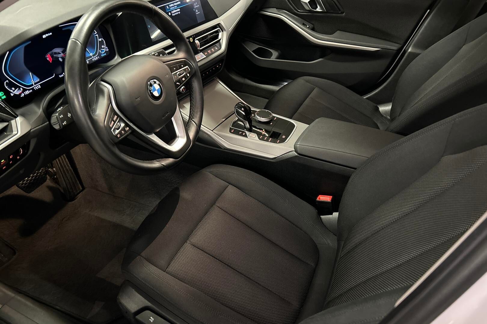BMW 3-sarja iso kuva 6
