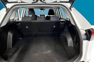 Toyota RAV4 esikatselu 20