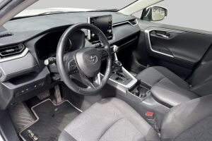 Toyota RAV4 esikatselu 2