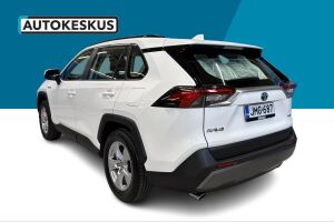 Toyota RAV4 esikatselu 2