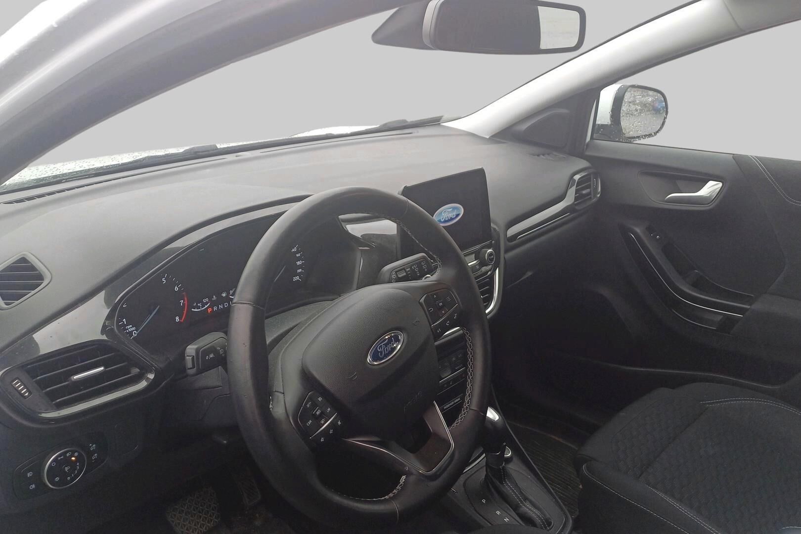 Ford Puma iso kuva 2