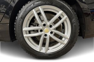 BMW 3-sarja esikatselu 12