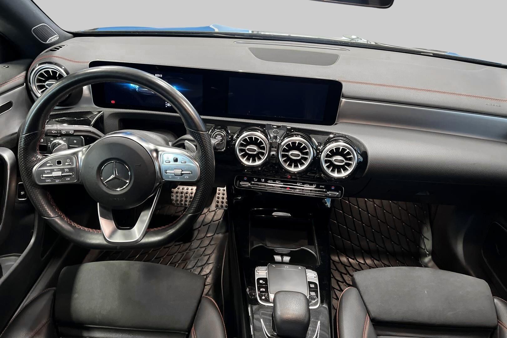 Mercedes-Benz CLA iso kuva 9