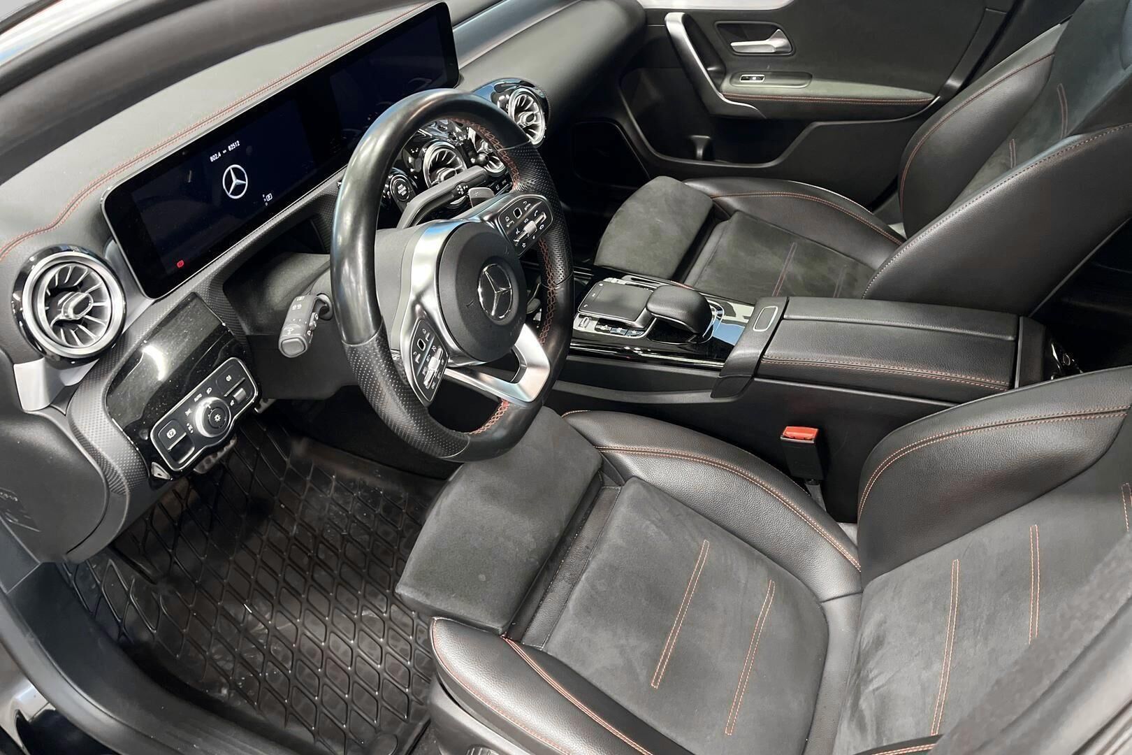 Mercedes-Benz CLA iso kuva 8
