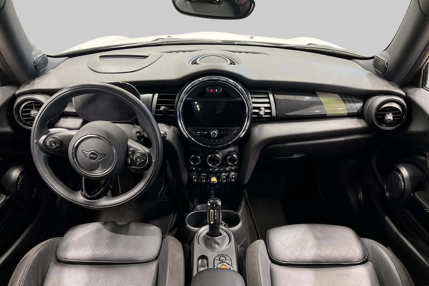 MINI COOPER SE iso kuva 27