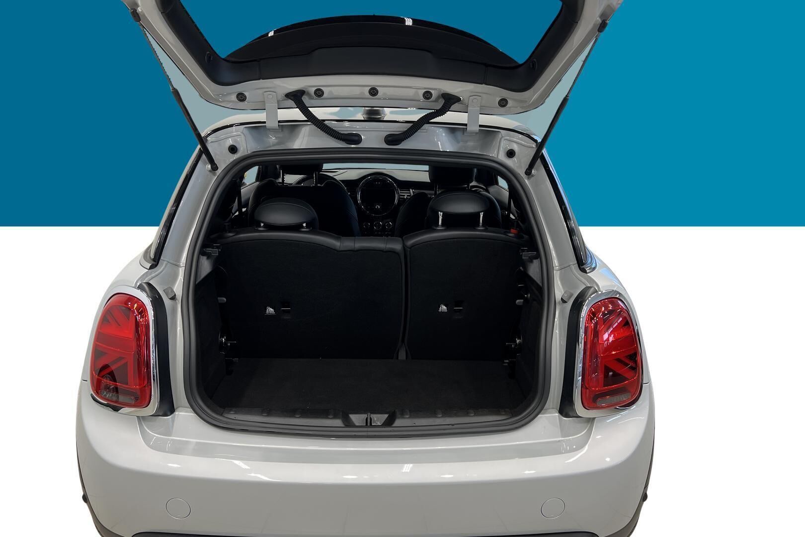 MINI COOPER SE iso kuva 7