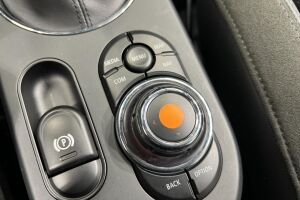MINI COOPER SE esikatselu 15