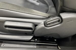 MINI COOPER SE esikatselu 20