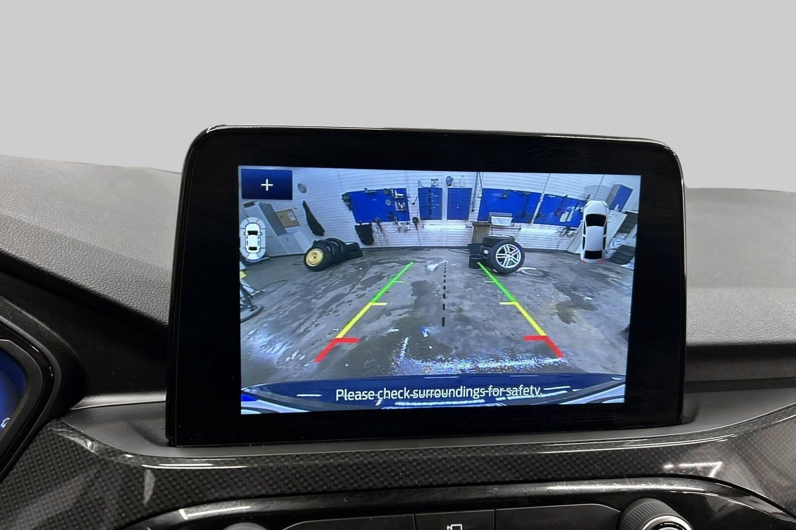 Ford Kuga iso kuva 18