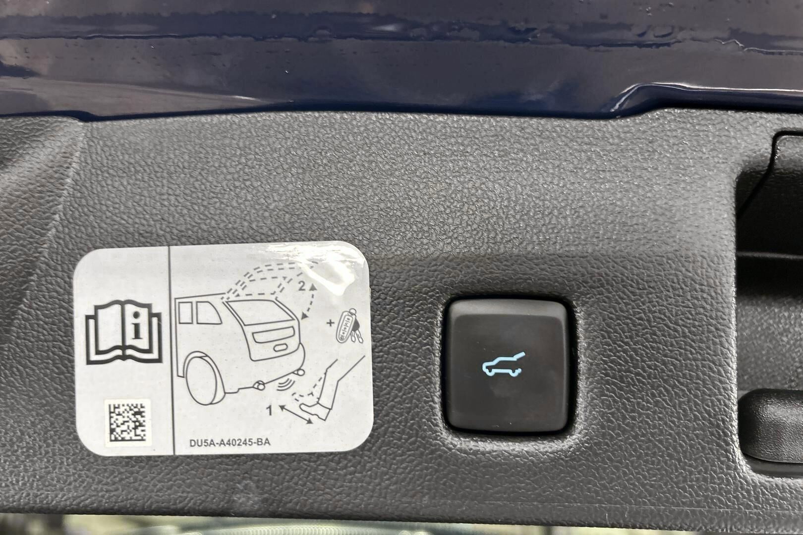 Ford Kuga iso kuva 30