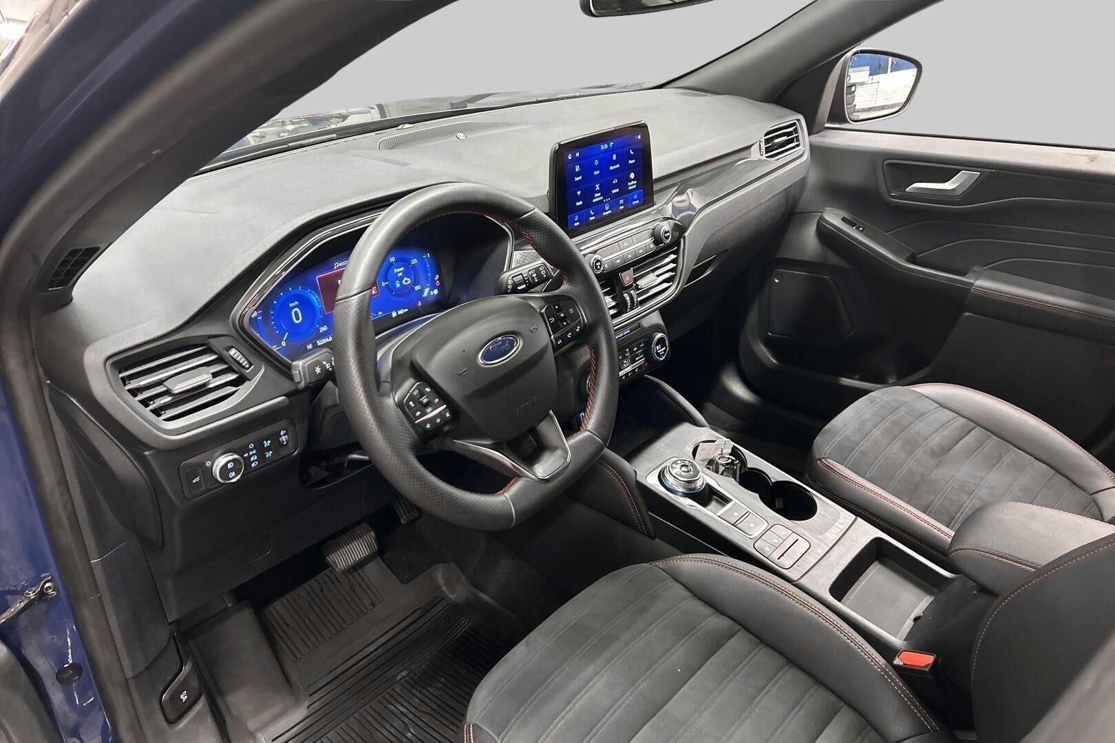 Ford Kuga iso kuva 9