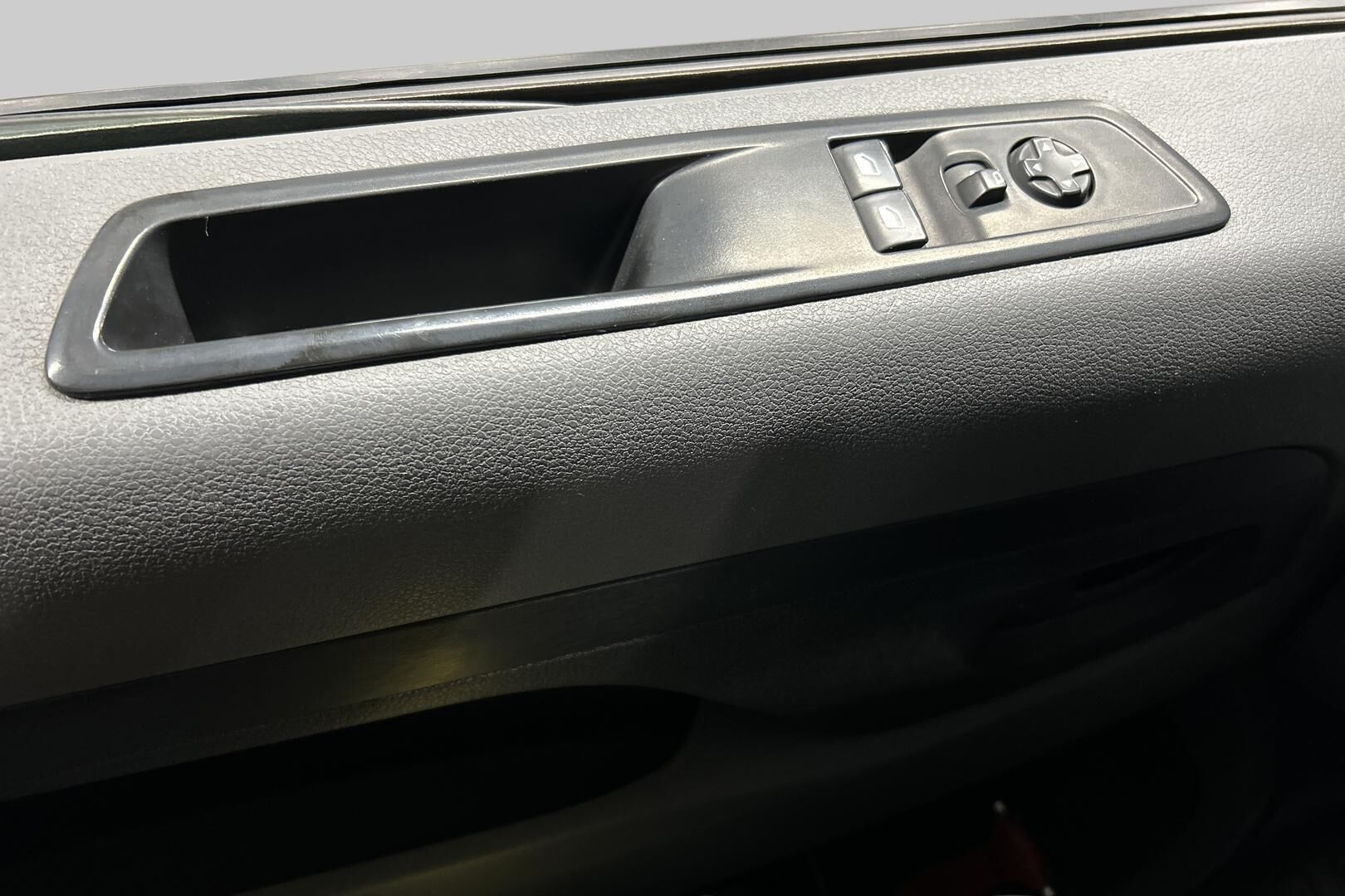 Peugeot Expert iso kuva 22