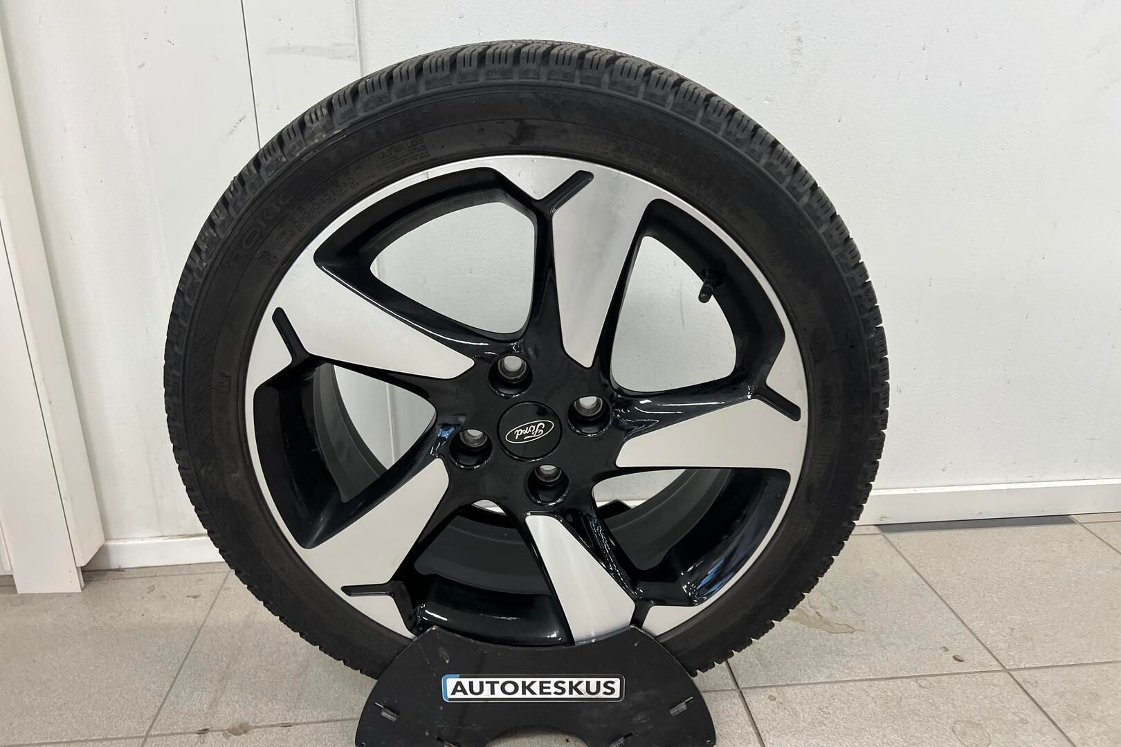 Ford Fiesta iso kuva 23