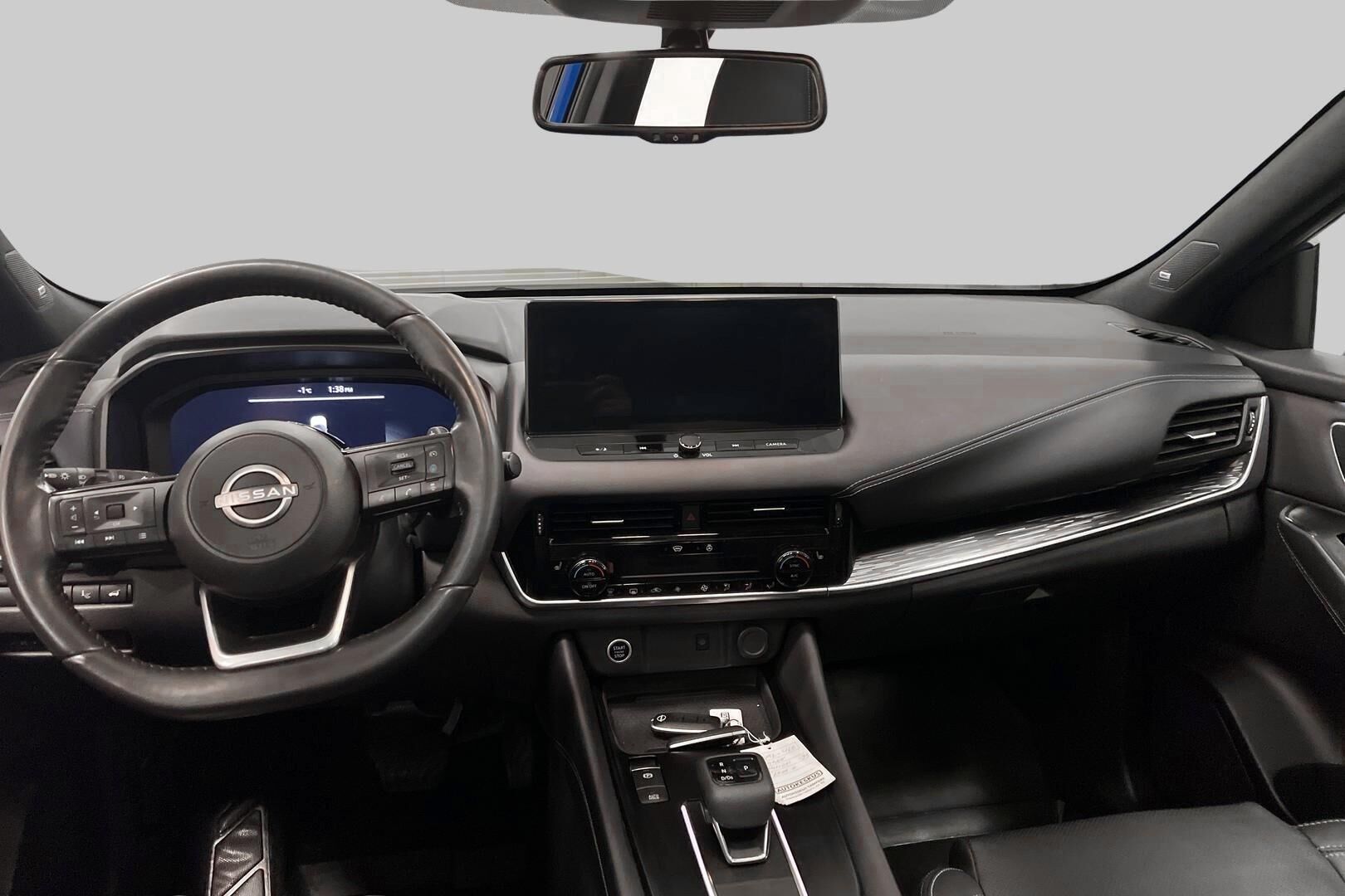 Nissan Qashqai iso kuva 10