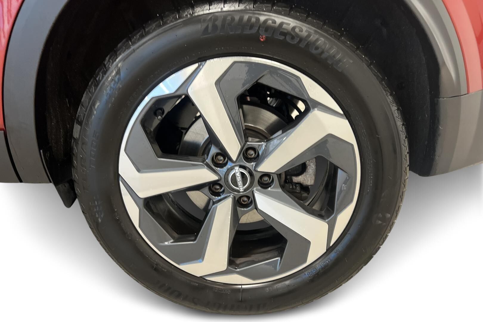 Nissan Qashqai iso kuva 13