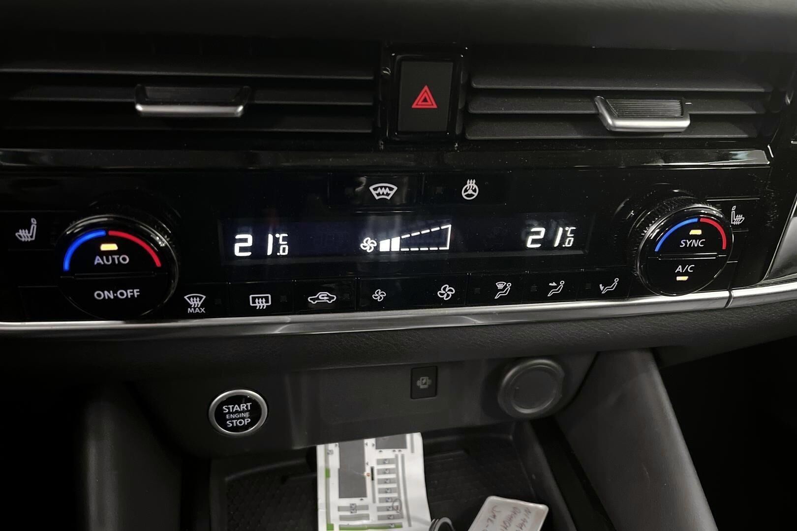 Nissan Qashqai iso kuva 16