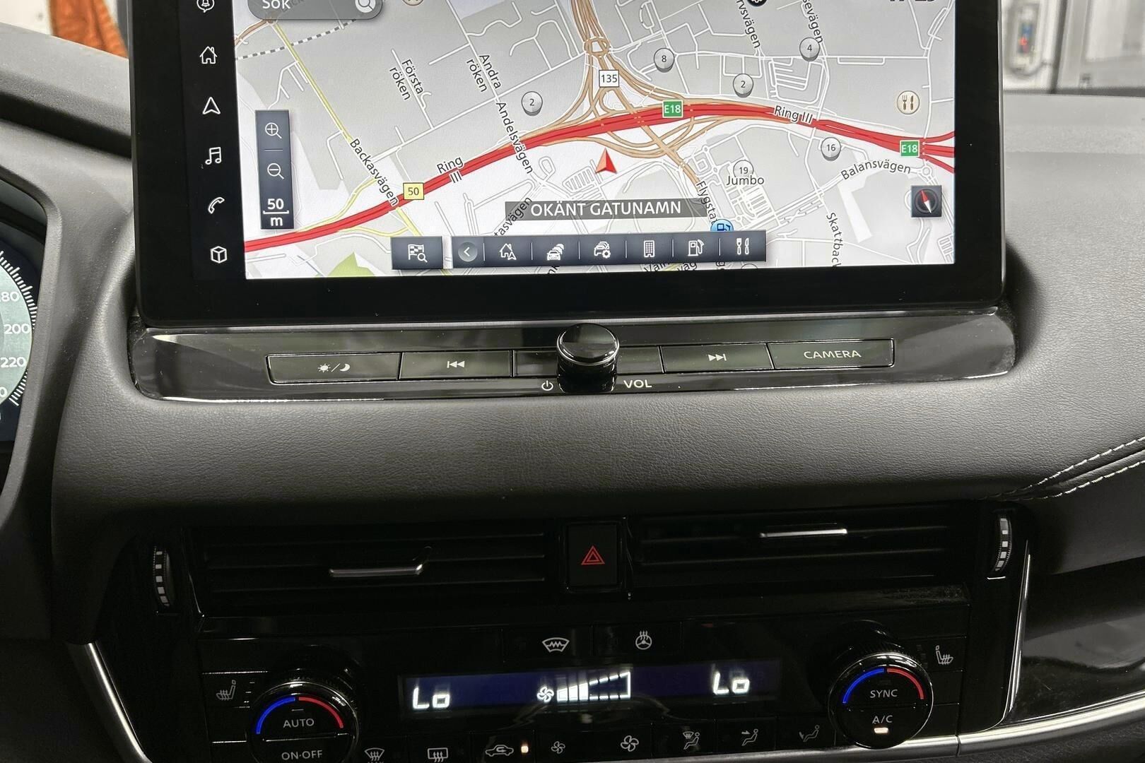 Nissan Qashqai iso kuva 15