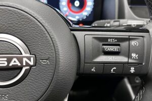 Nissan Qashqai esikatselu 17
