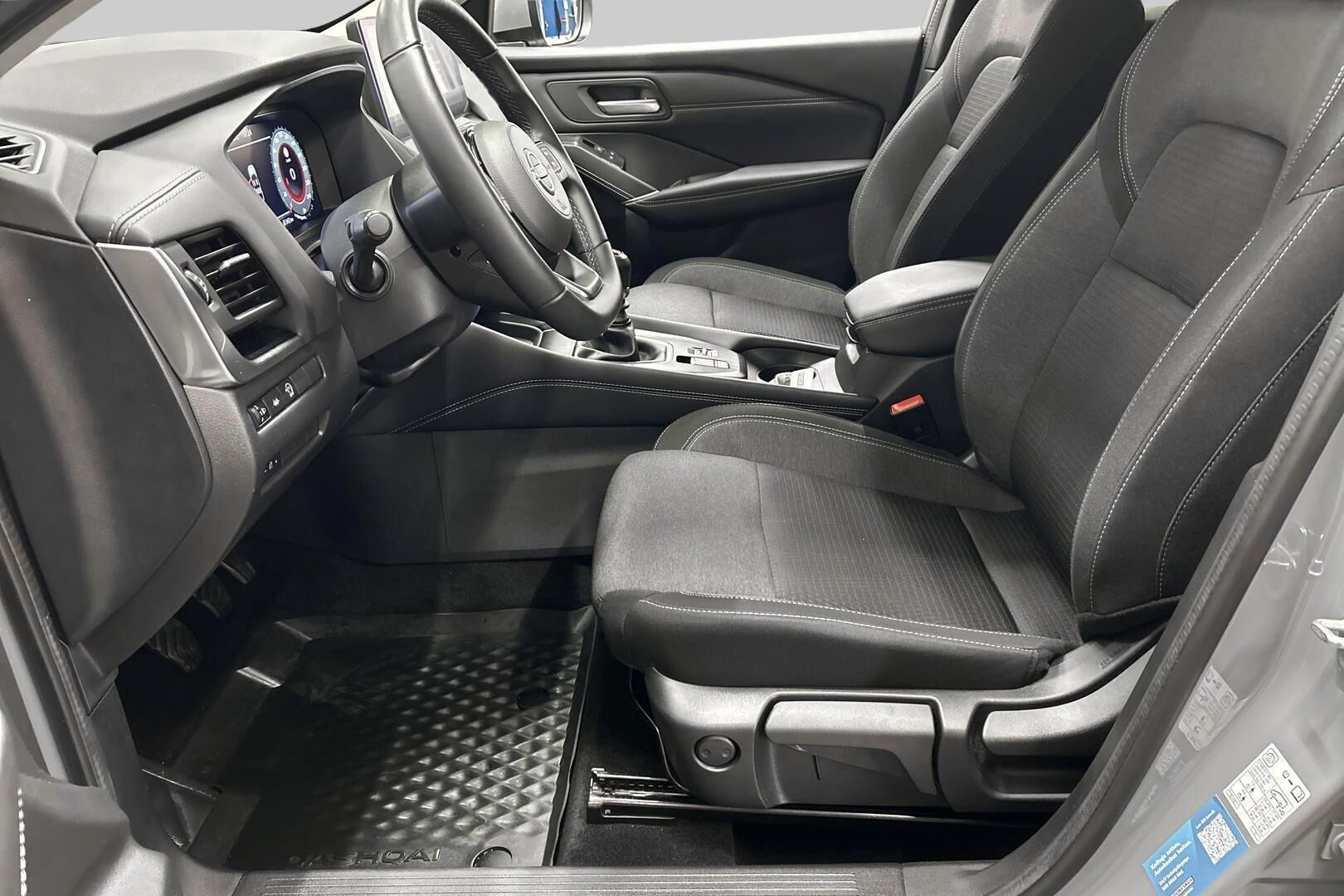 Nissan Qashqai iso kuva 9