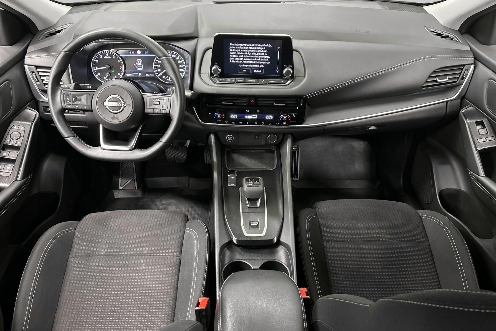 Nissan Qashqai iso kuva 9