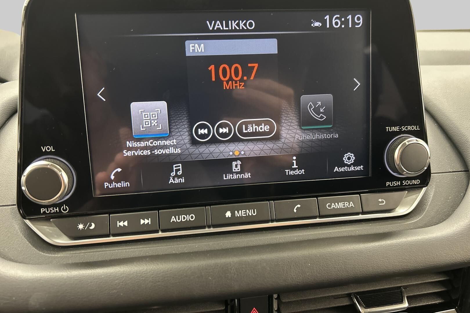 Nissan Qashqai iso kuva 13