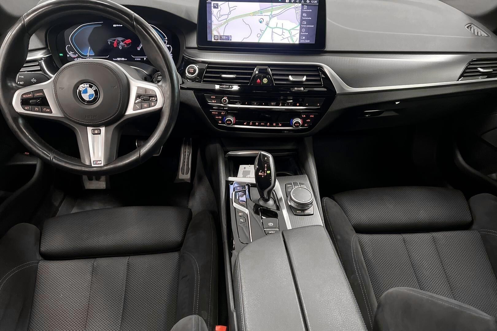 BMW 5-sarja iso kuva 10
