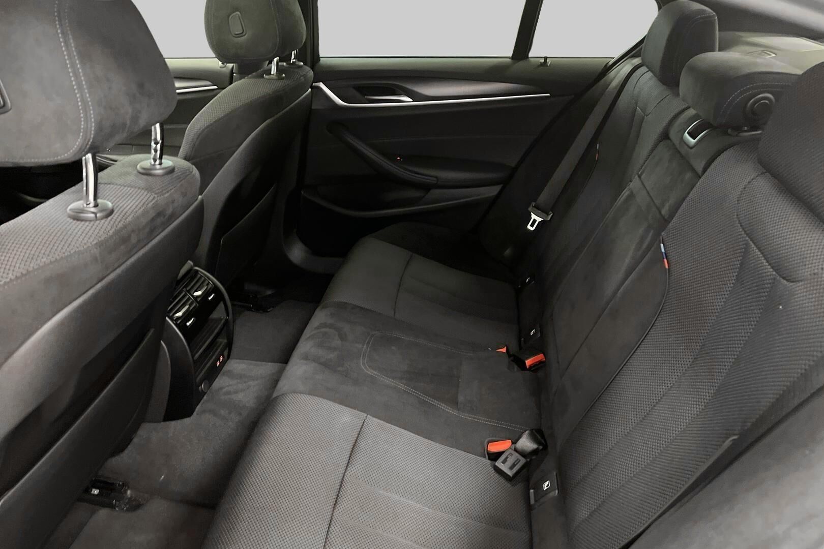 BMW 5-sarja iso kuva 9