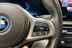 BMW i4 esikatselu 14