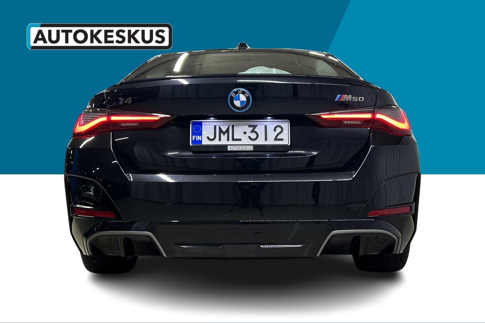 BMW i4 iso kuva 6