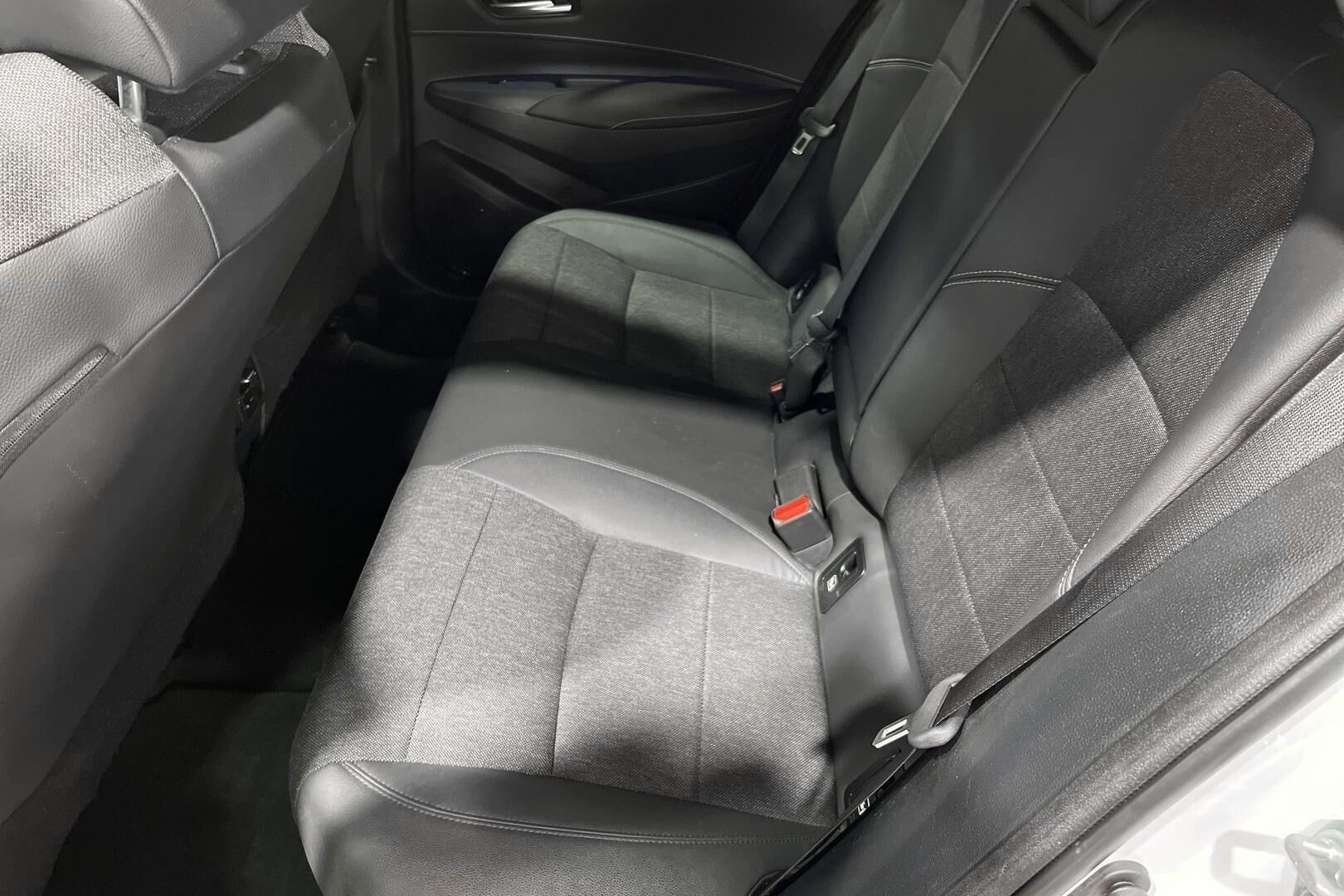 Toyota Corolla iso kuva 10