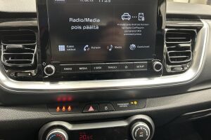 Kia Stonic esikatselu 15