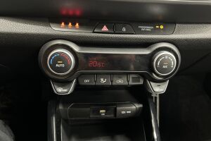 Kia Stonic esikatselu 17