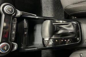 Kia Stonic esikatselu 18