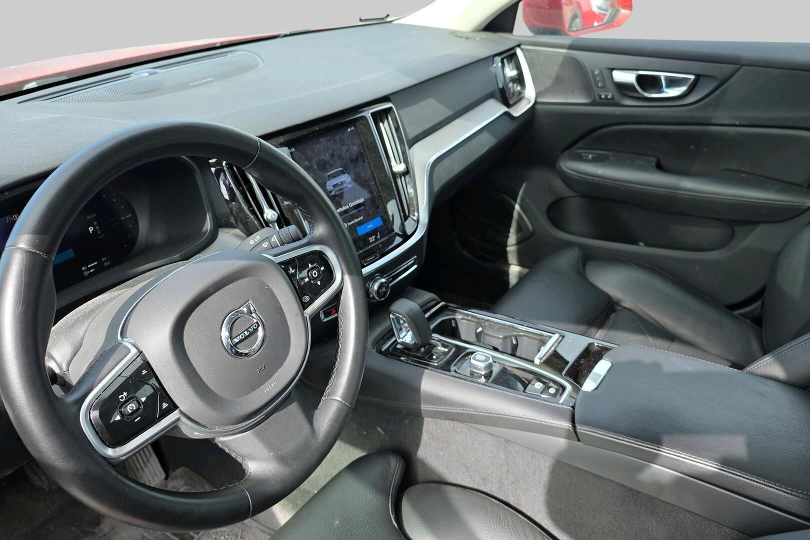 Volvo S60 iso kuva 2