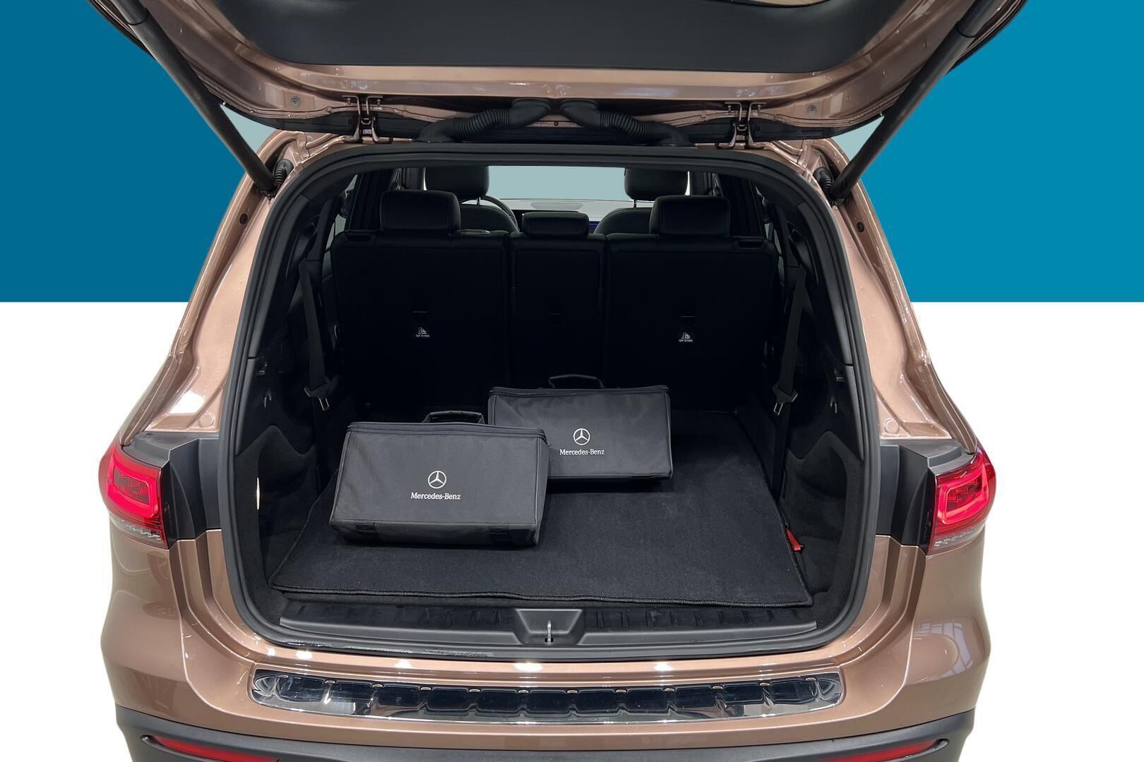 Mercedes-Benz EQB iso kuva 10