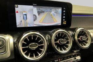 Mercedes-Benz EQB esikatselu 14