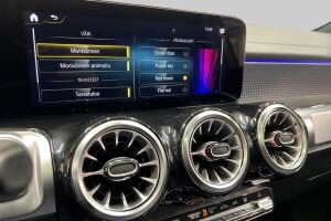 Mercedes-Benz EQB esikatselu 18